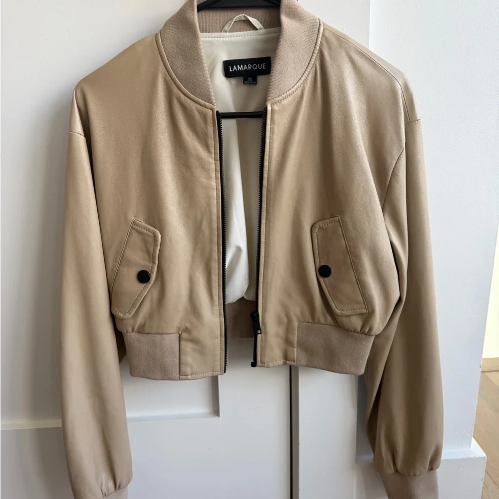 Lamarque Beige Cropped Bomber Jacket - Picture 8 of 8